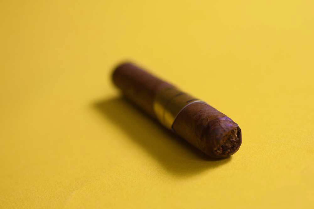 How does the Length and thickness of a cigar influence your smoking experience?