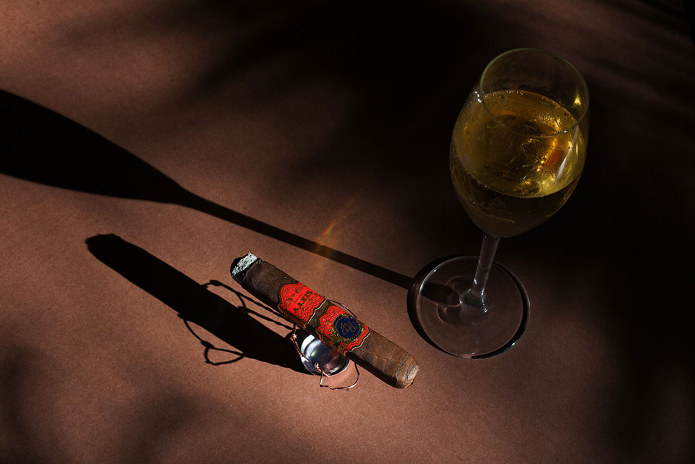 Rocky Patel Sixty Robusto cigar and Montpellier Chardonnay MCC pairing