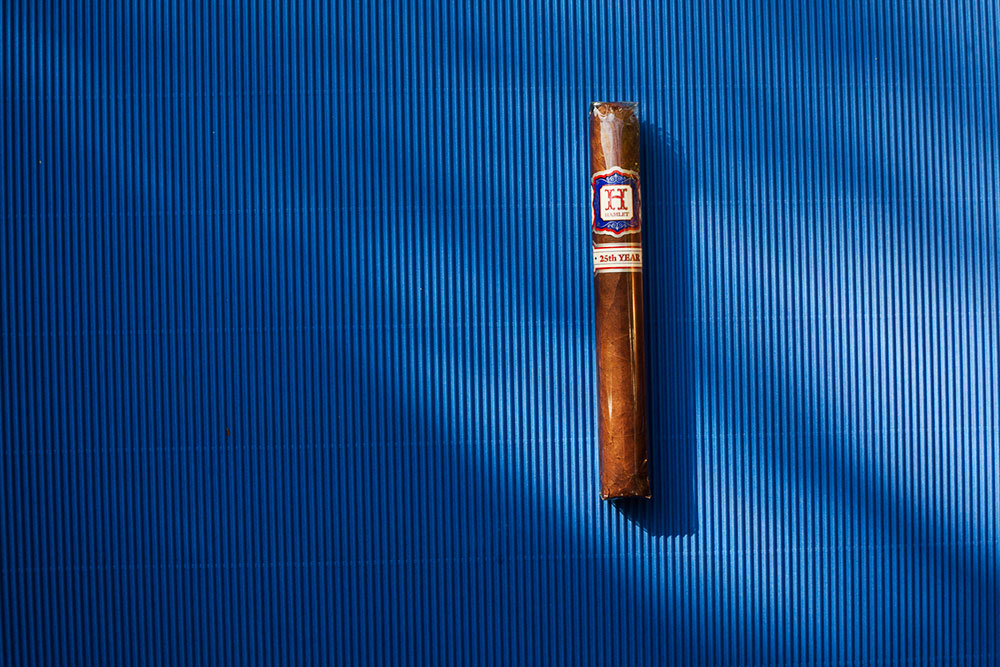 Hamlet 25th Anniversary cigar and Bouchard Finlayson Blanc de Mer pairing