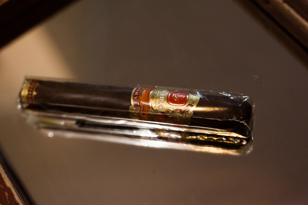 E.P. Carillo worldwide. E.P. Carrillo Capa de Sol Sultan Cigar