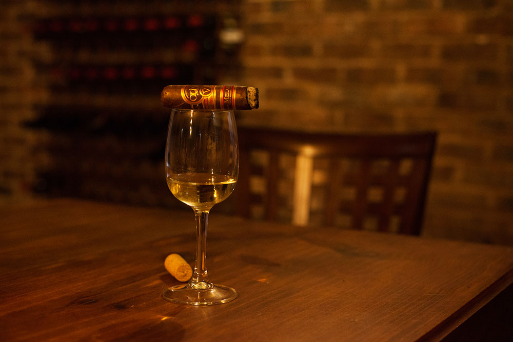 Serie V Melanio LE 2021 and Anysbos wine pairing in a hidden cellar